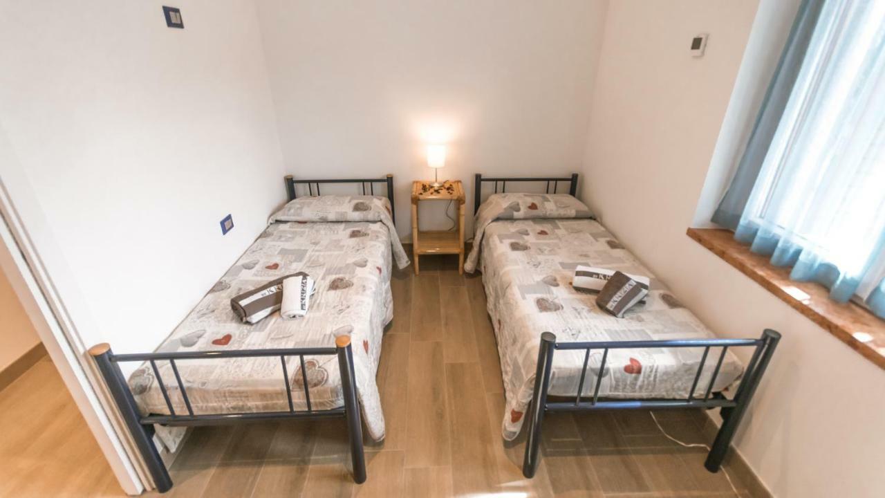 Casa Guetti Terme Di Comano Villa Comano Terme Eksteriør billede